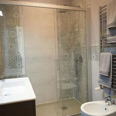 Miramare Luxury Aparthotel 3*