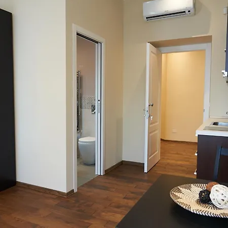 Miramare Luxury Ξενοδοχείο με διαμερίσματα 3*